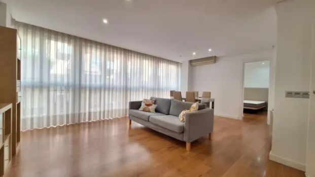 Apartamento en alquiler en Plaza Santa Isabel - Photo 1