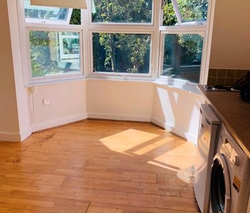 Studio Flat, Temple Road, CR0 - Photo 1