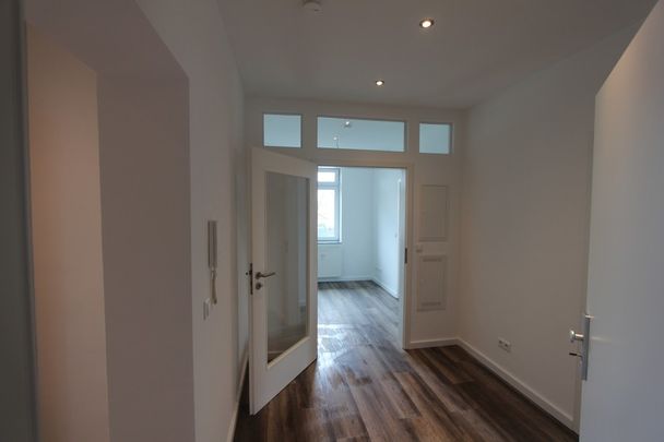 Fachwerkambiente zum Wohlfühlen, top renoviert, mit Arbeitszimmer! - Photo 1