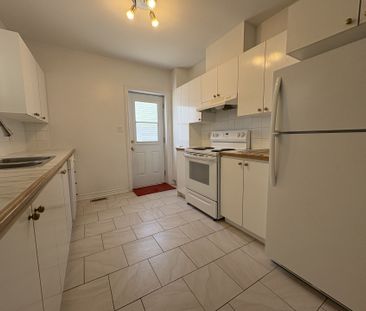 For Lease - 238 Cumberland Street, Lower Town - Sandy Hill, Ontario - Photo 6