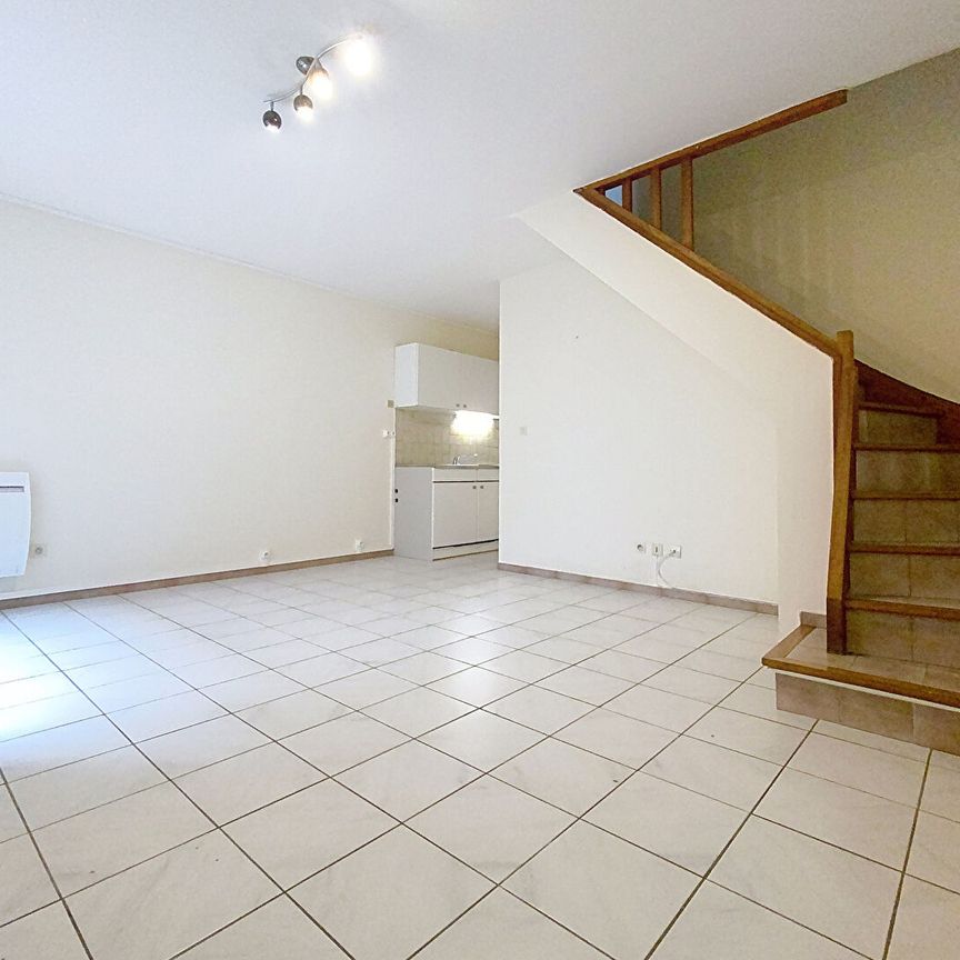 Appartement à louer - VERTUS (Blancs Coteaux) - Appartement 2 pièces - Photo 1