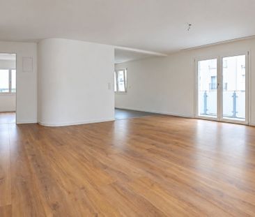 4.5 Zimmer, 97 m², 1. Stock - Foto 2