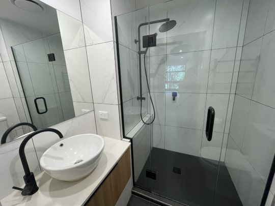 Fully Furnished and Stylish - Photo 1