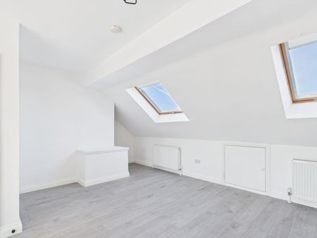 Studio Flat / Apartment - Photo 4
