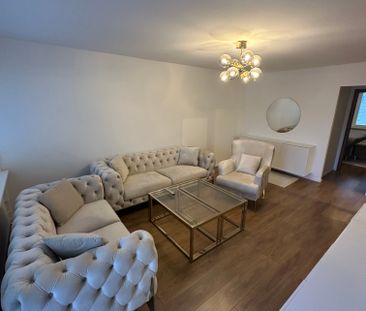 Utgårdsvägen, Handen - Photo 2