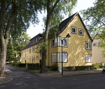 Sanierte Wohnung in Düsseldorf-Reisholz - Foto 1