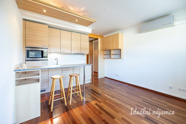 Pronájem bytu 1+kk 22 m² - Фото 1