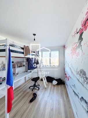 Location appartement 5 pièces 100.43 m² à Laval (53000) - Photo 1