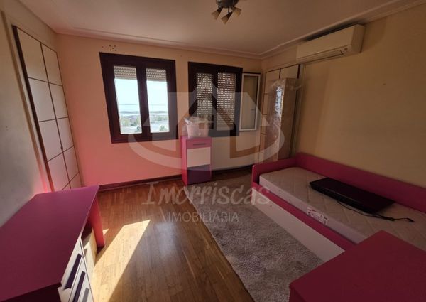 Apartamento T4 em Lisboa