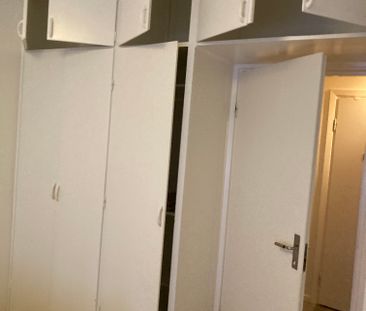 Hannebergsgatan, Solna - Photo 1