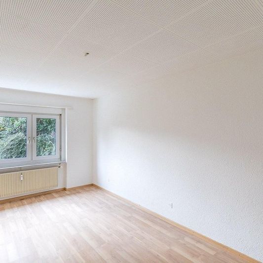 Grosszügige, helle Wohnung inkl. Wintergarten - Photo 1