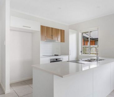 Spacious Family Home in a Prime Ripley Location - Photo 4