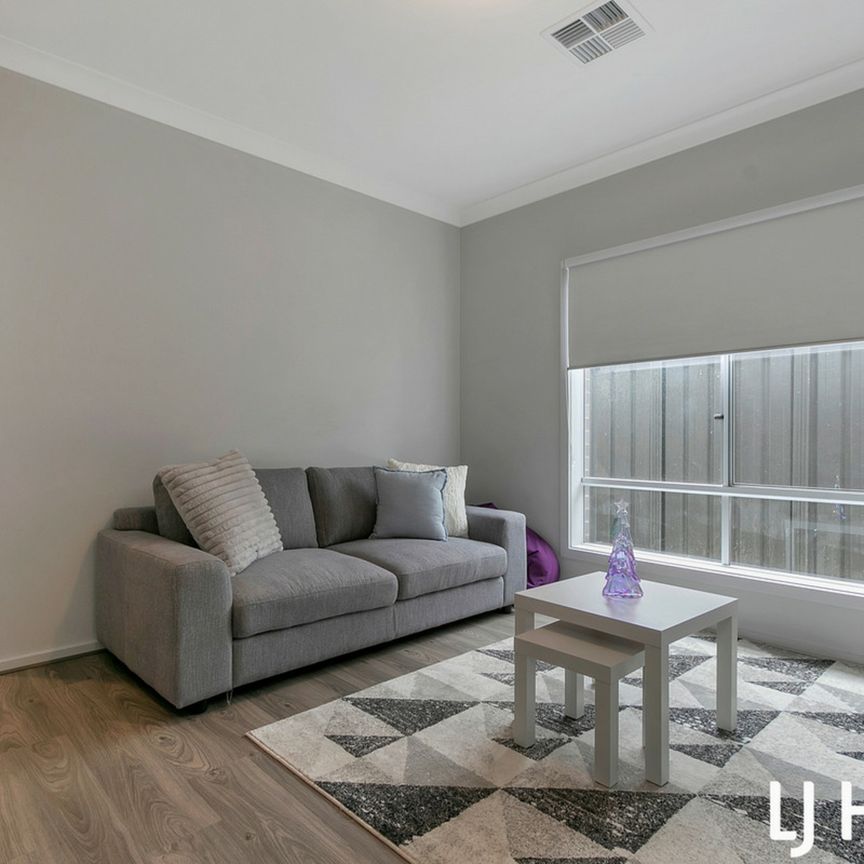 Beautiful Family Home - Photo 1