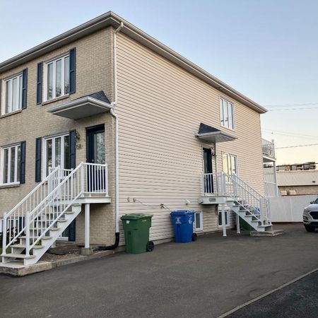 BEAU GRAND 5 ½ SECTEUR DUBERGER - Photo 3