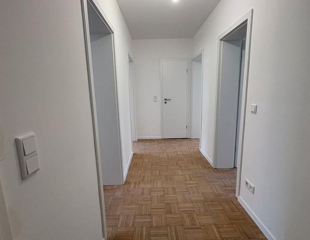 Frisch Sanierte 3 Zimmer Wohnung Weitmarerstraße - Foto 1