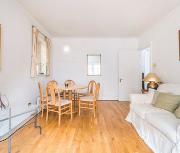 Shorts Gardens, Covent Garden, WC2H - Photo 3