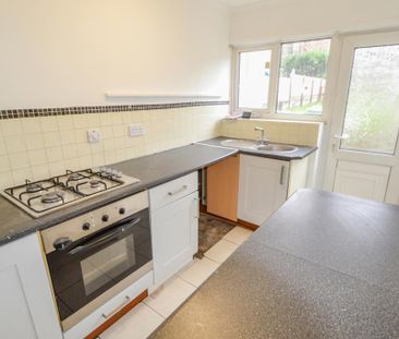 2 bedroom terraced house to rent - Photo 6