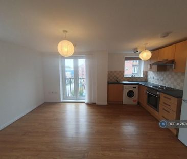 1 bedroom flat to rent - Photo 1