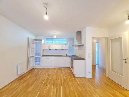 DELTA Immobilien bietet kuschelige GARCONNIERE mit LOGGIA nahe Donauzentrum und U1 - Photo 2