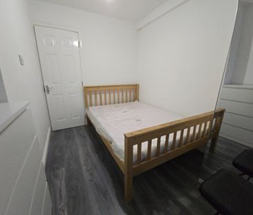 Room in a Shared House, Perry St, BS5 - Photo 3