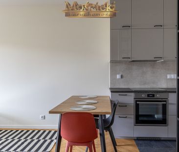 Warszawa, Ursynów, Kabaty, Jerzego Iwanowa-Szajnowicza - Photo 1