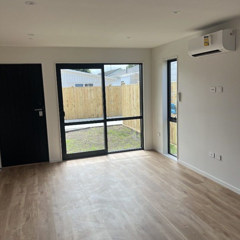 Brand New Stunning 3-bedroom Duplex in Manurewa - Photo 1