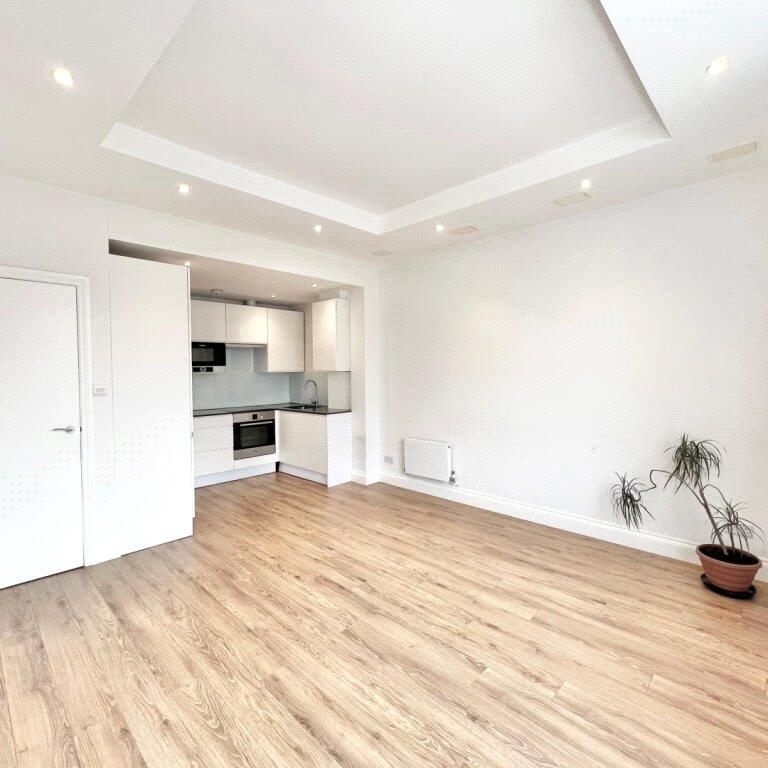 Chippenham Road, Maida Vale W9 - Photo 1