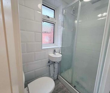 Burgess Road, SO16 - Photo 3