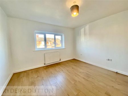 2 bedroom townhouse to rent - Photo 4