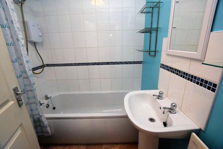 Harold Street, Burnley - Photo 5