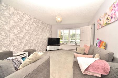 3 bedroom terraced house to rent - Photo 2