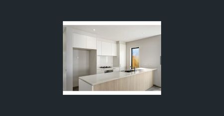 Inner City Elegance - Photo 2