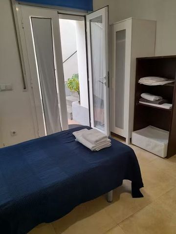 Carrer de Sant Eudald, Barcelona, Catalonia 08023 - Photo 3