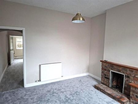2 bedroom terraced house to rent - Photo 2