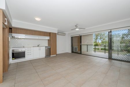 MODERN 3RD FLOOR APARTMENT IN DOUGLAS, CLOSE TO RIVER, JCU AND TSV HOSPITAL - Photo 4