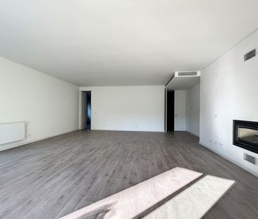 4 bedroom apartment of unique and sublime architecture situated in ... - Photo 1