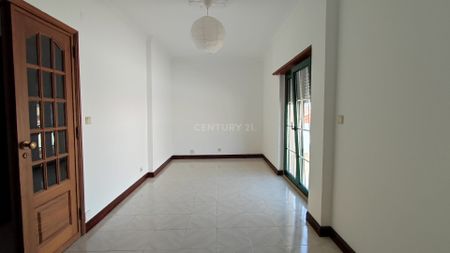 Apartamento T1 para Arrendamento em Agualva-Cacém - Photo 5