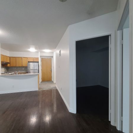 For Lease - 600 Queens Quay Unit# 206, Toronto, Ontario - Photo 2
