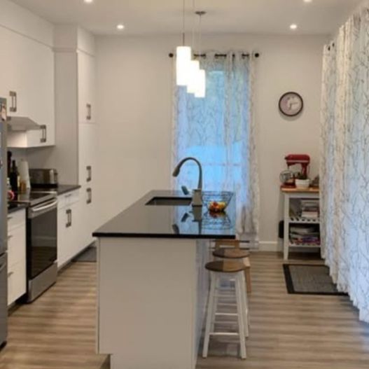 Superbe Appart BROMPTONVILLE 1000$ De Ra - Photo 1