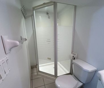 For Lease - 192 Bogert Avenue, Toronto, Ontario - Photo 4