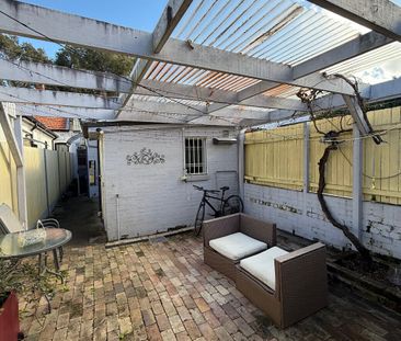 Redfern - Photo 5