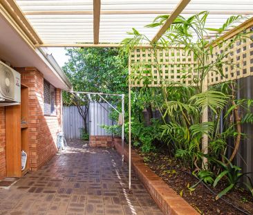 “Delightful light & bright villa with open plan living in attractiv... - Photo 3