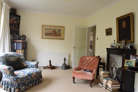 Hambleton, Burfield Road, Old Windsor,SL4 - Photo 3