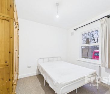 Staines Road, Feltham,TW14 - Photo 5