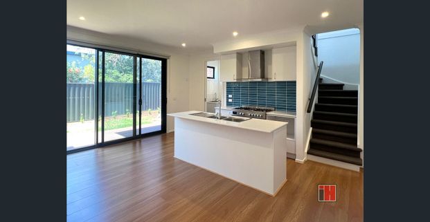 BRAND NEW TOWNHOUSES – MODERN LUXURY IN PRIME BOX HILL LOCATION - Photo 1