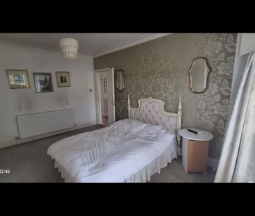 4 Bed Detached House, Hendon Way, NW4 - Photo 4