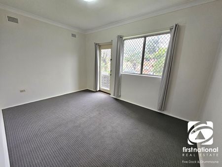 2/15 McCourt Street, 2195, Wiley Park Nsw - Photo 2