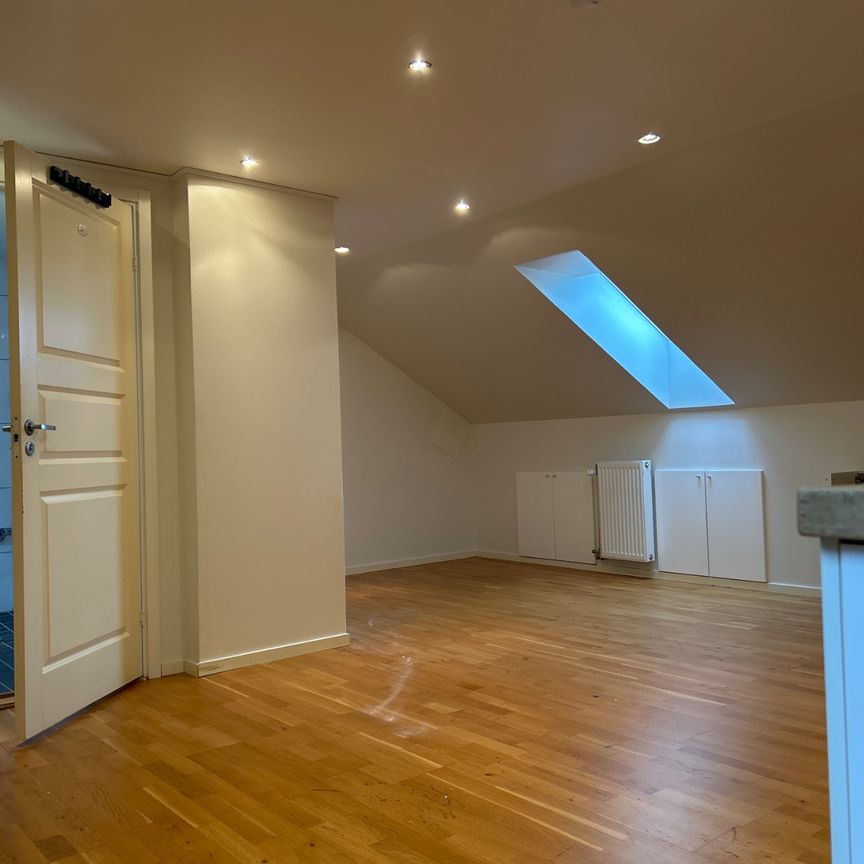 Varbergsgatan 2C - Photo 1