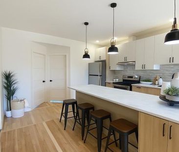 GRAND 4 1/2 Rénové-ELECTROS INCLUS-1 889$ VERDUN - Photo 2