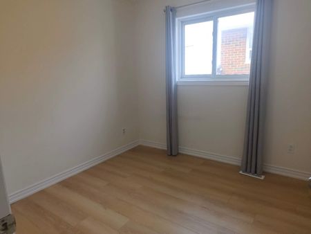 For Lease - 2527 Kingsberry Crescent Unit# upper, Mississauga, Ontario - Photo 5